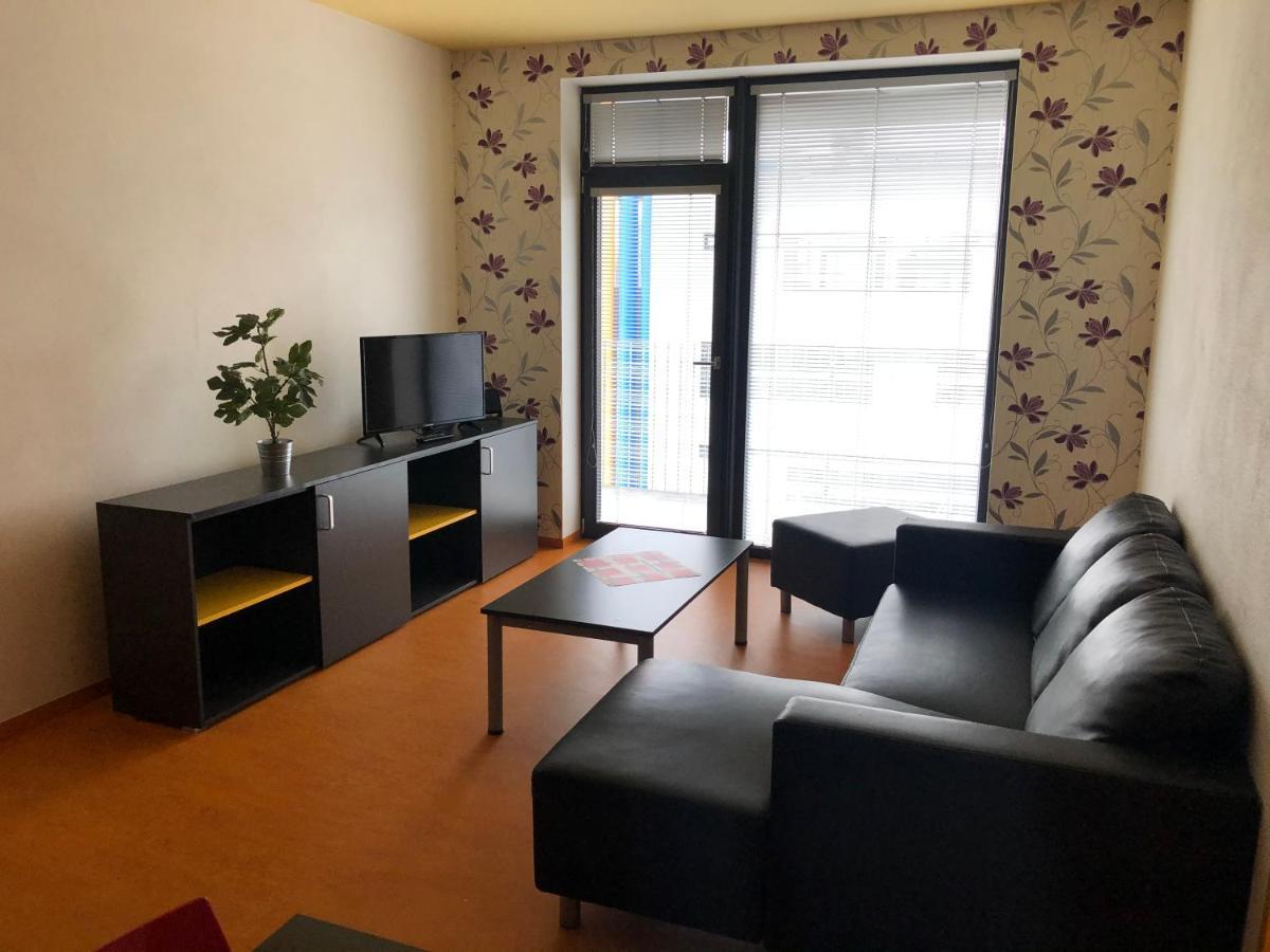 Office Apartments Брно Экстерьер фото
