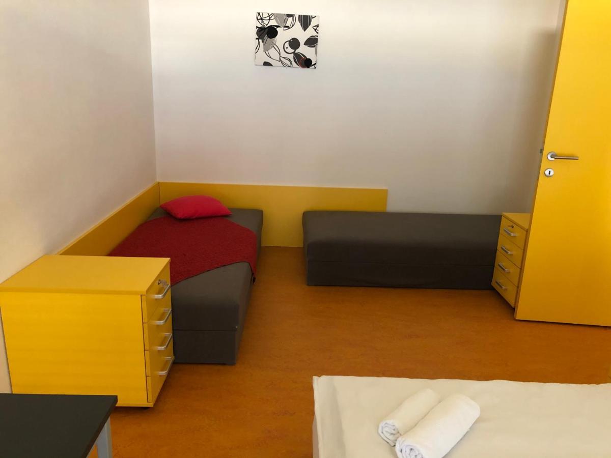 Office Apartments Брно Экстерьер фото